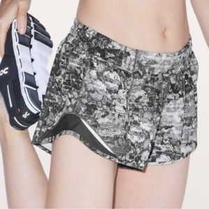 Lululemon shorts size 4